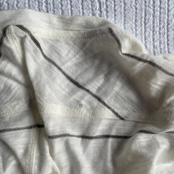 Madewell Tee - Picture 4 of 5